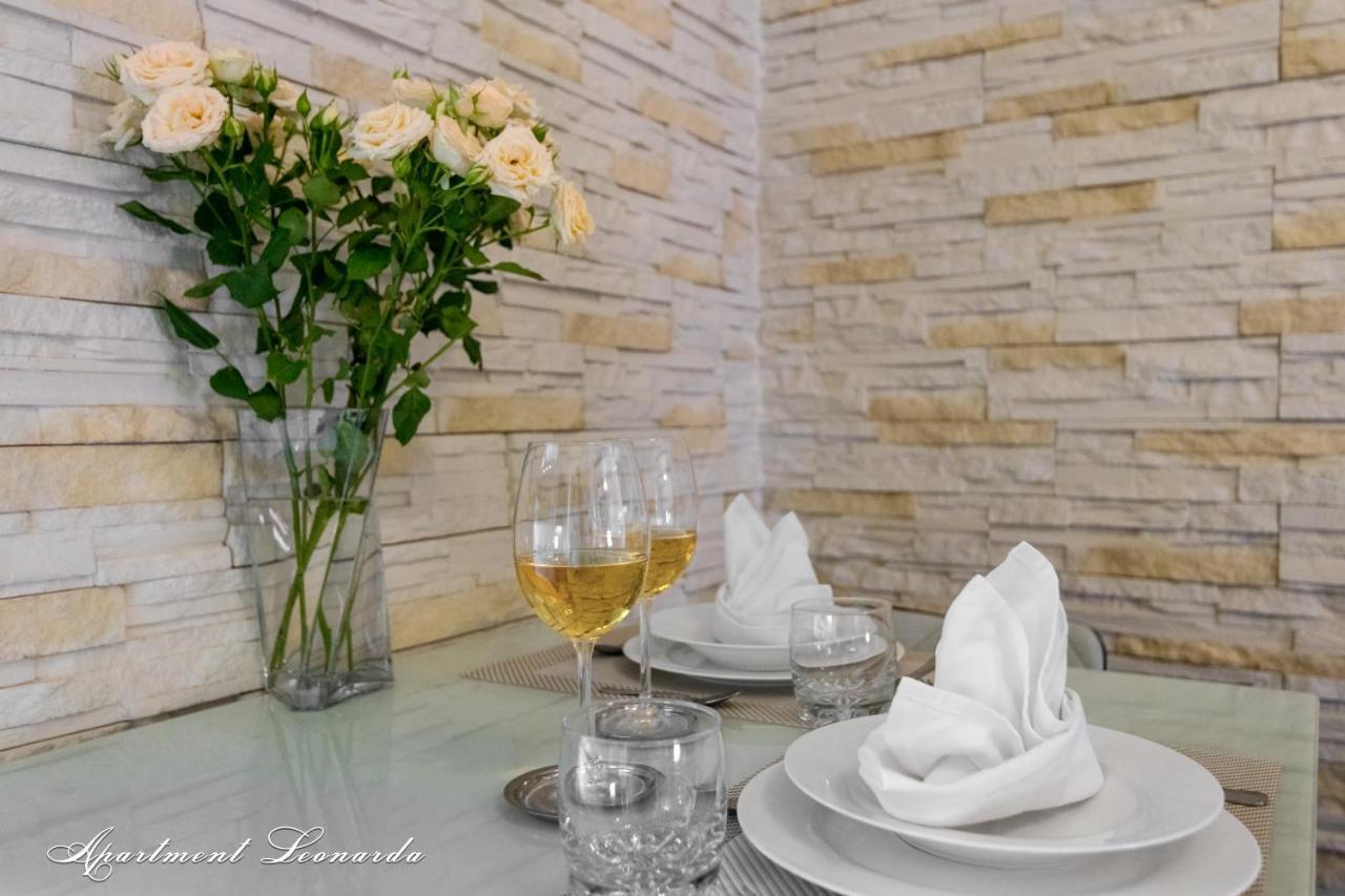 Penthouse Leonarda With Private Parking Apartment Pula Exterior photo